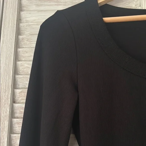 American Eagle Black Long Sleeve Bodysuit - Picture 2 of 2